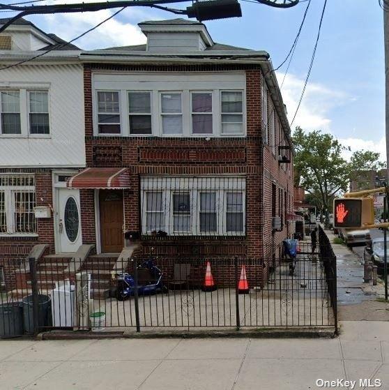Linden Blvd, Brooklyn, NY 11203