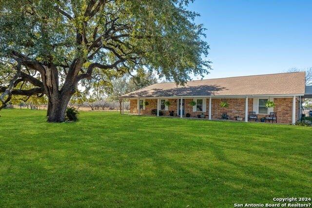 Deer Run St, Pleasanton, TX 78064