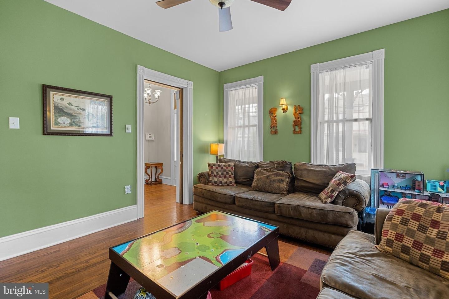 S Main St, Yardley, PA 19067