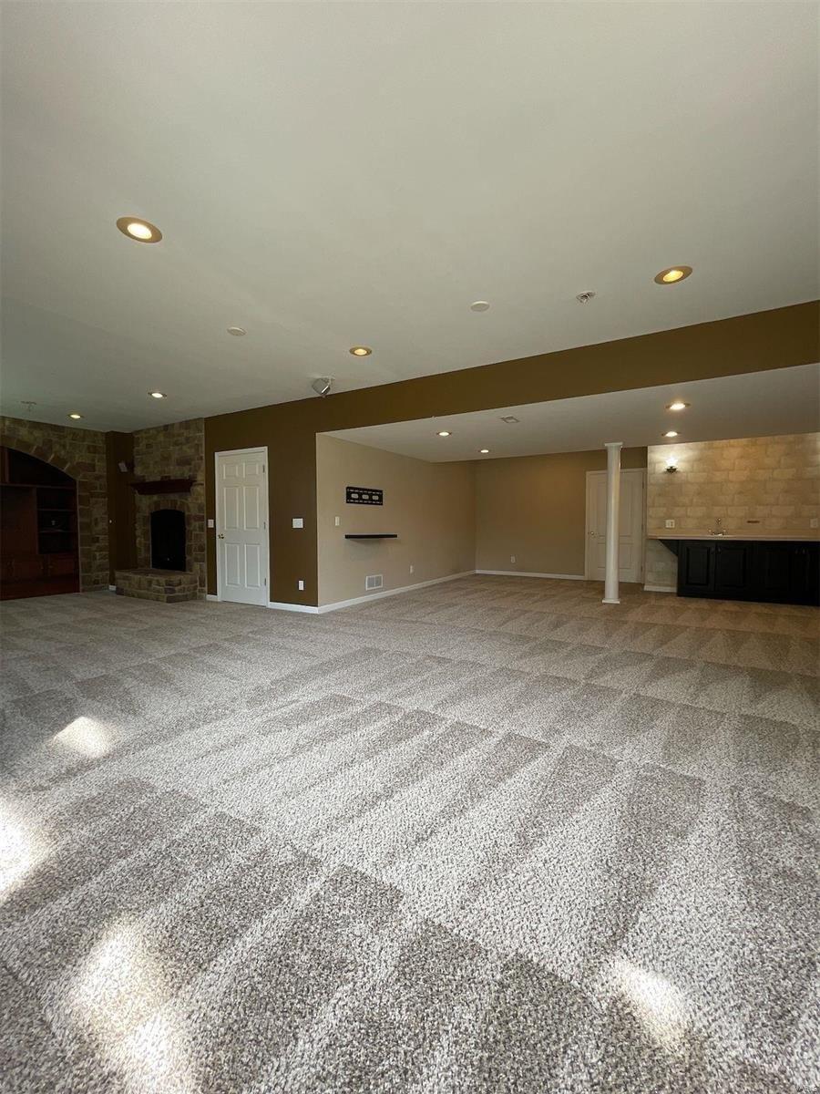 Mulligan Ct, Wentzville, MO 63385