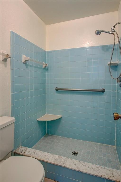 Meadowood Blvd, Fern Park, FL 32730