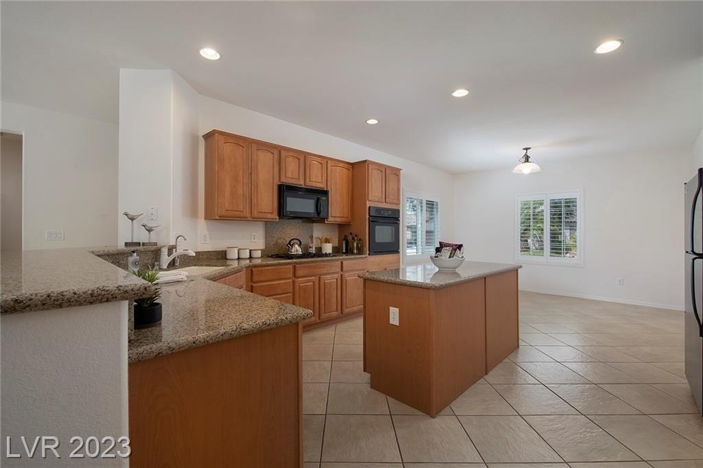 Waterton Rivers Dr, Henderson, NV 89044