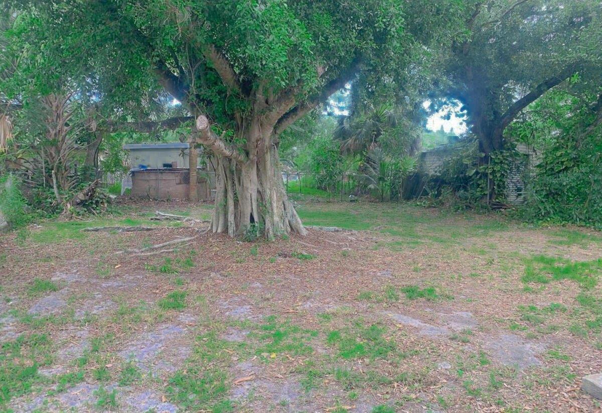 N 17th St, Fort Pierce, FL 34950