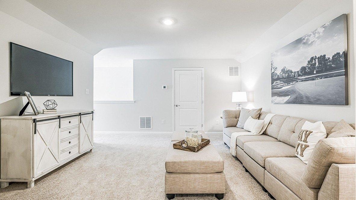 Laquinta Dr, Egg Harbor Township, NJ 08234
