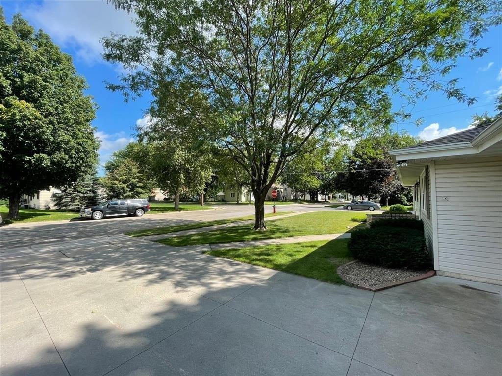 7th St Nw, Austin, MN 55912
