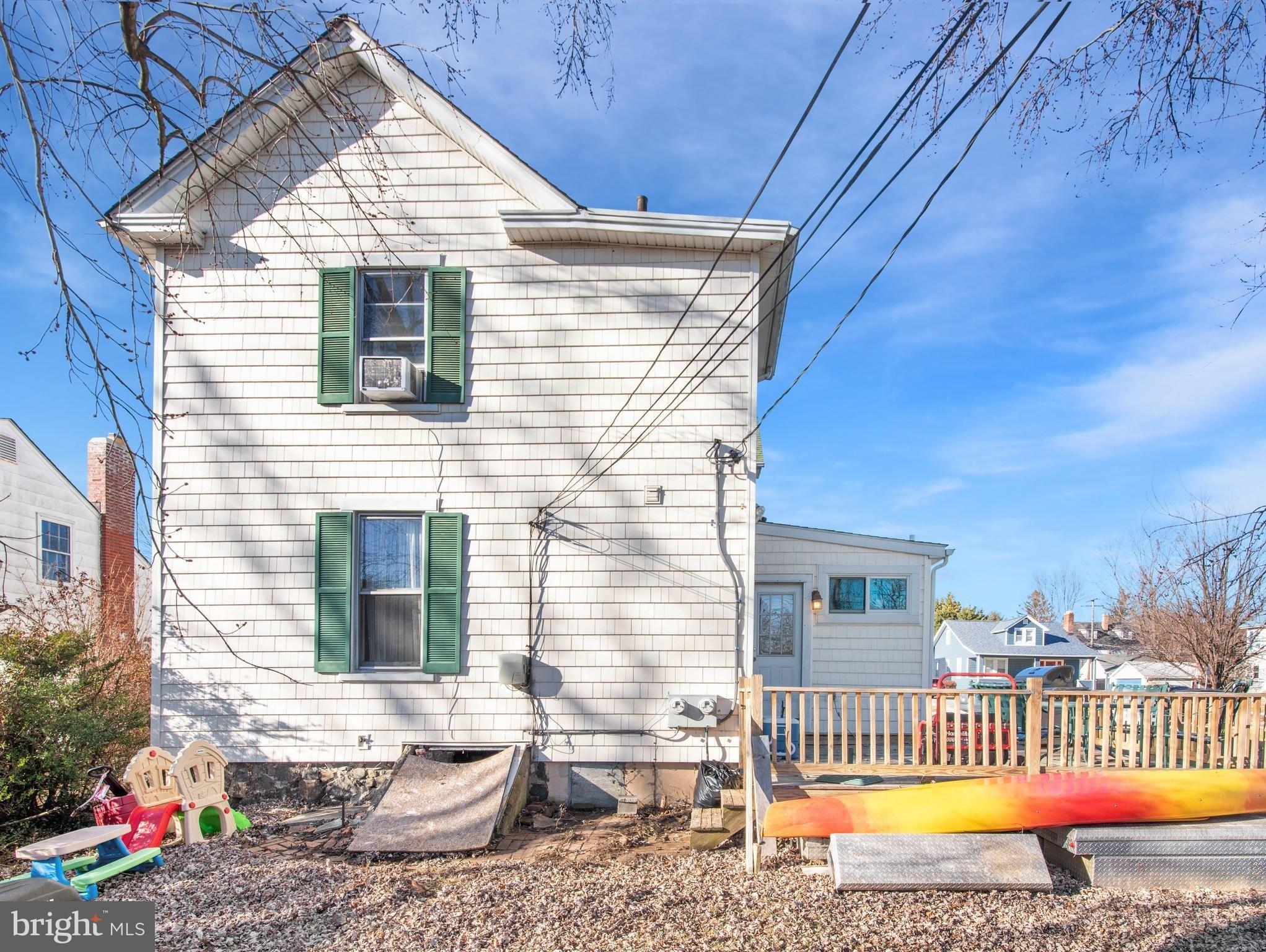 Hawthorne Ave, Baltimore, MD 21208