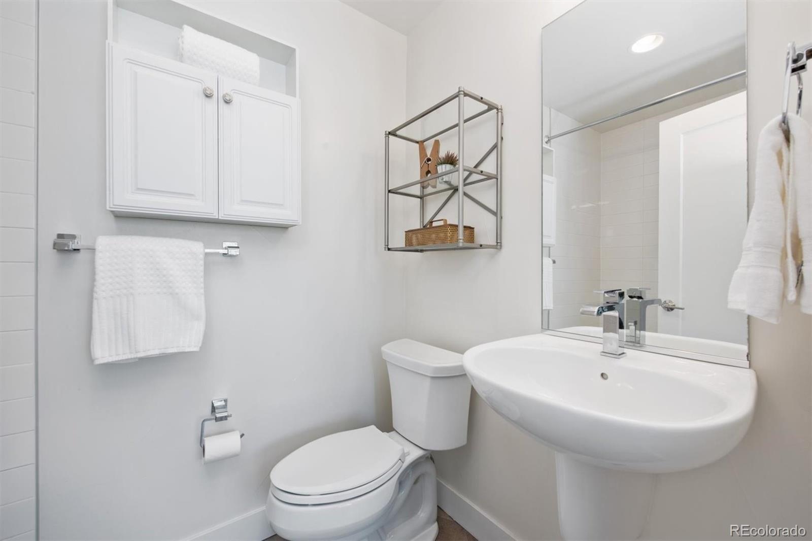 Perry St, Denver, CO 80204