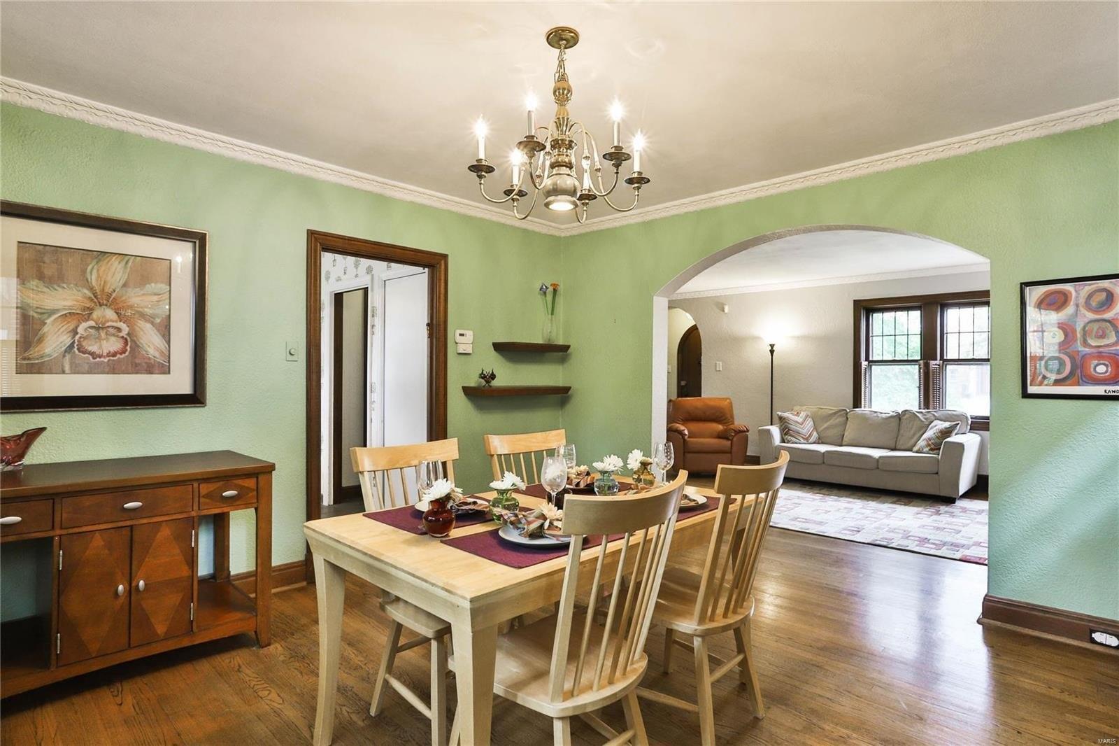 Cornell Ave, Saint Louis, MO 63130