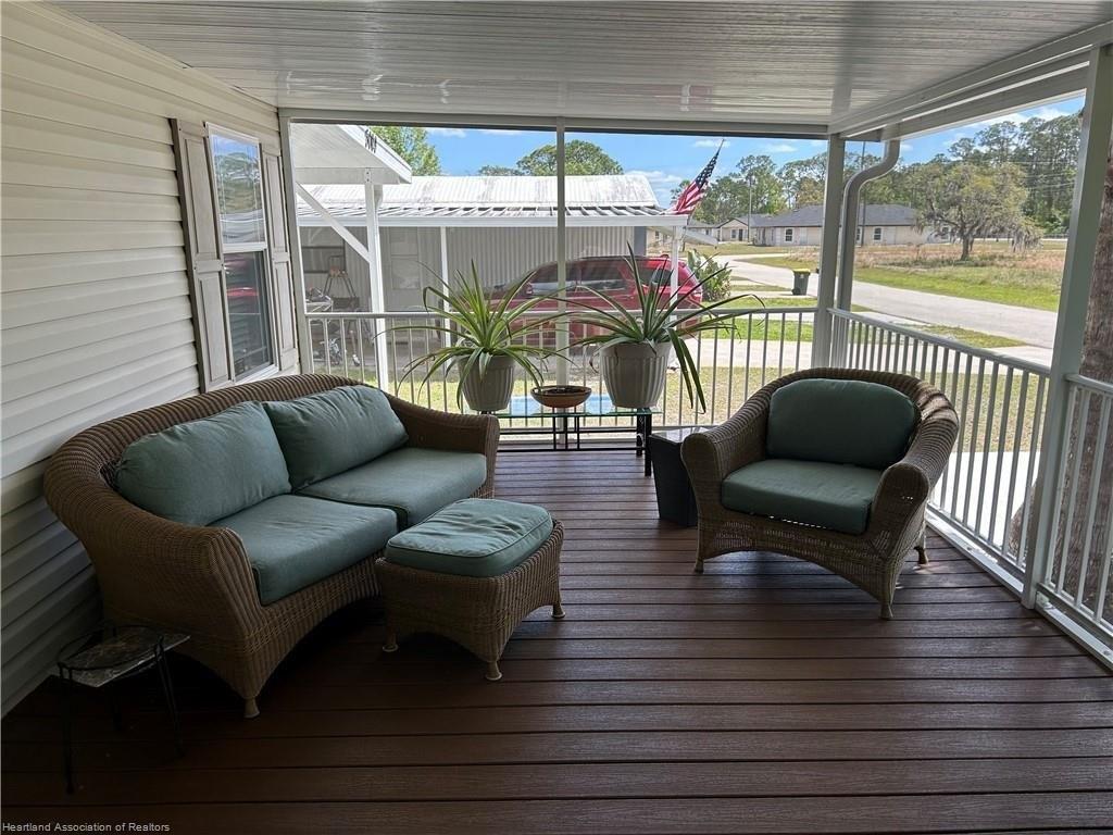 Hammock Ter, Sebring, FL 33872