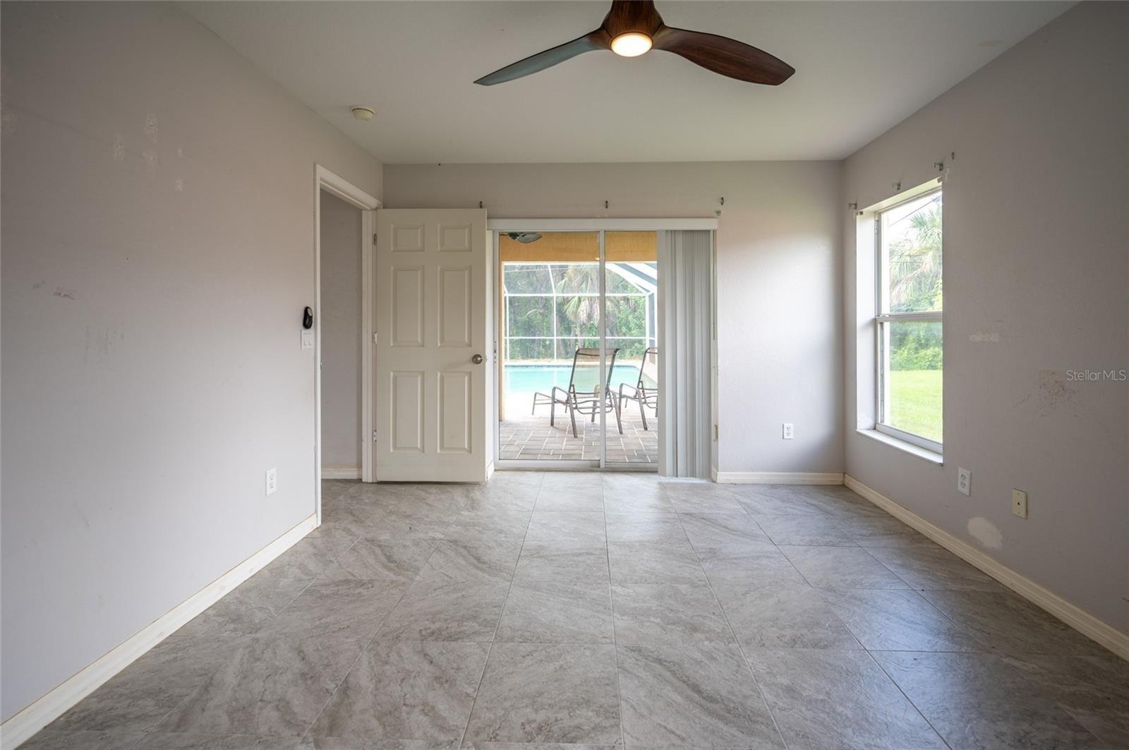 Ensenada Ln, North Port, FL 34286