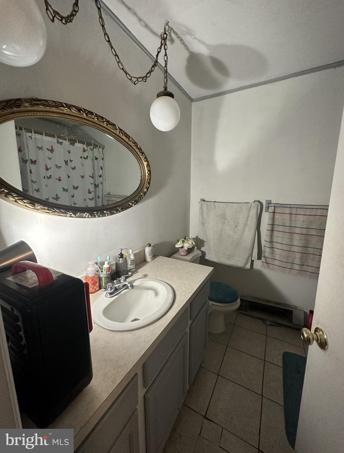 Jameslee Dr, Chambersburg, PA 17202