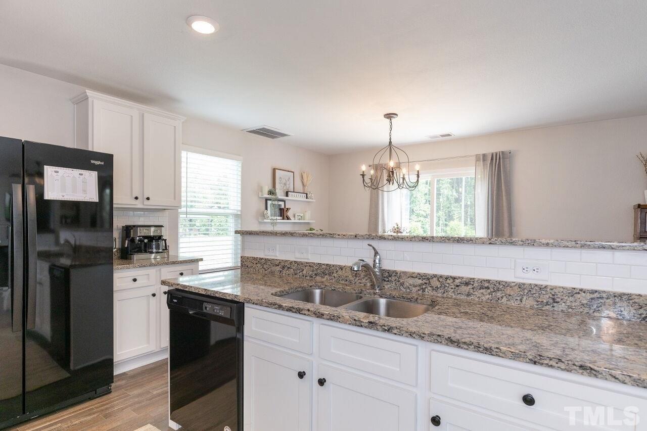 Kinsale Ct, Fuquay Varina, NC 27526