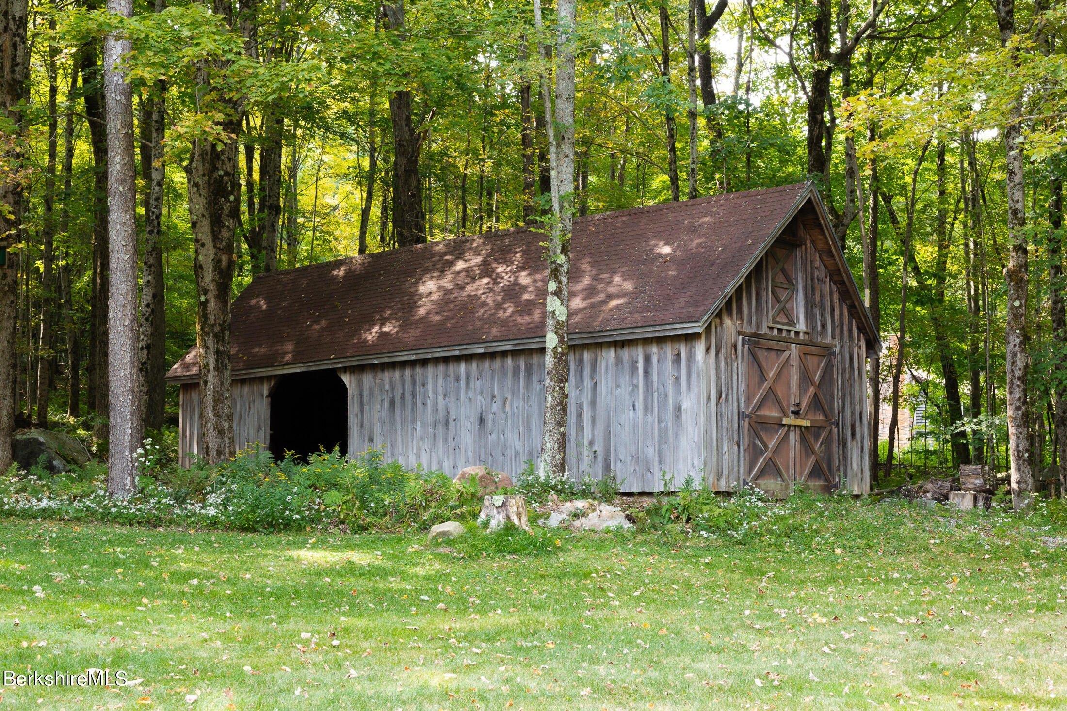Old Windsor Rd, Dalton, MA 01226