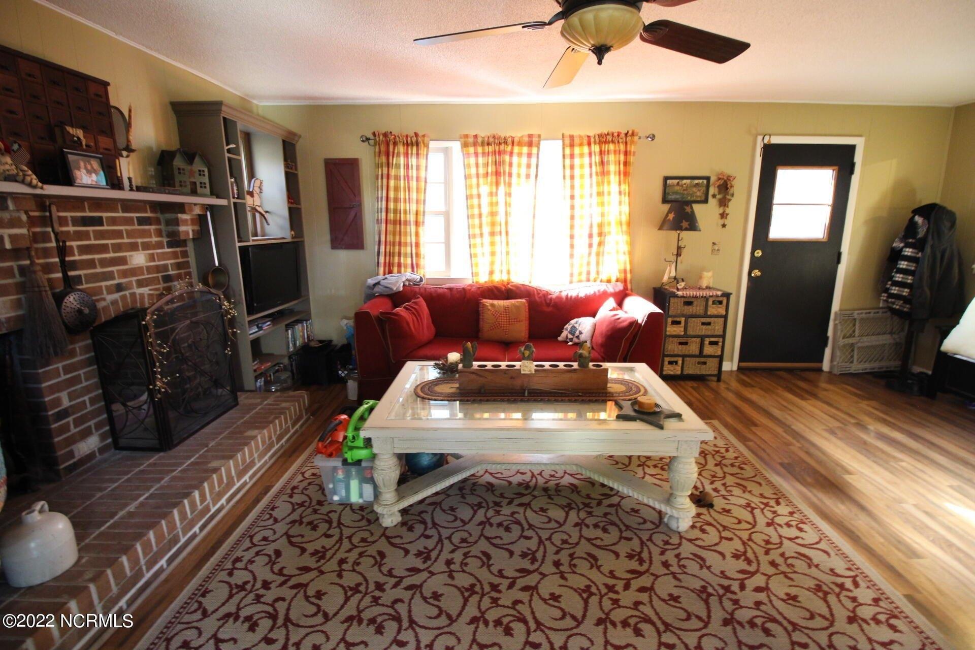 Church Rd, Havelock, NC 28532