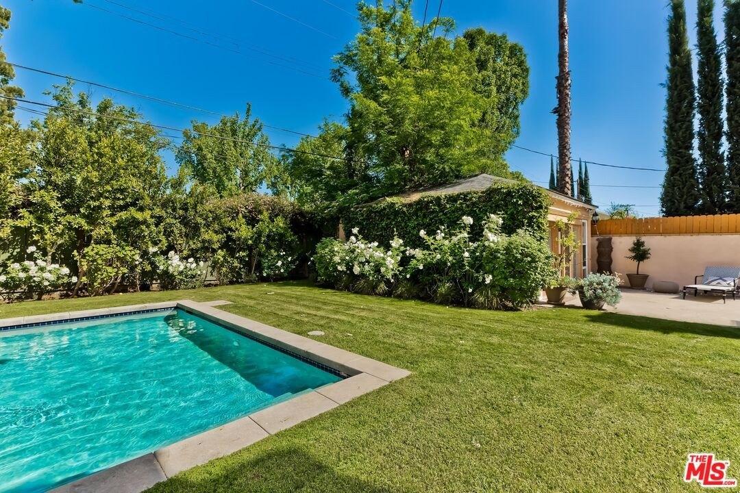 Beeman Ave, Valley Village, CA 91607