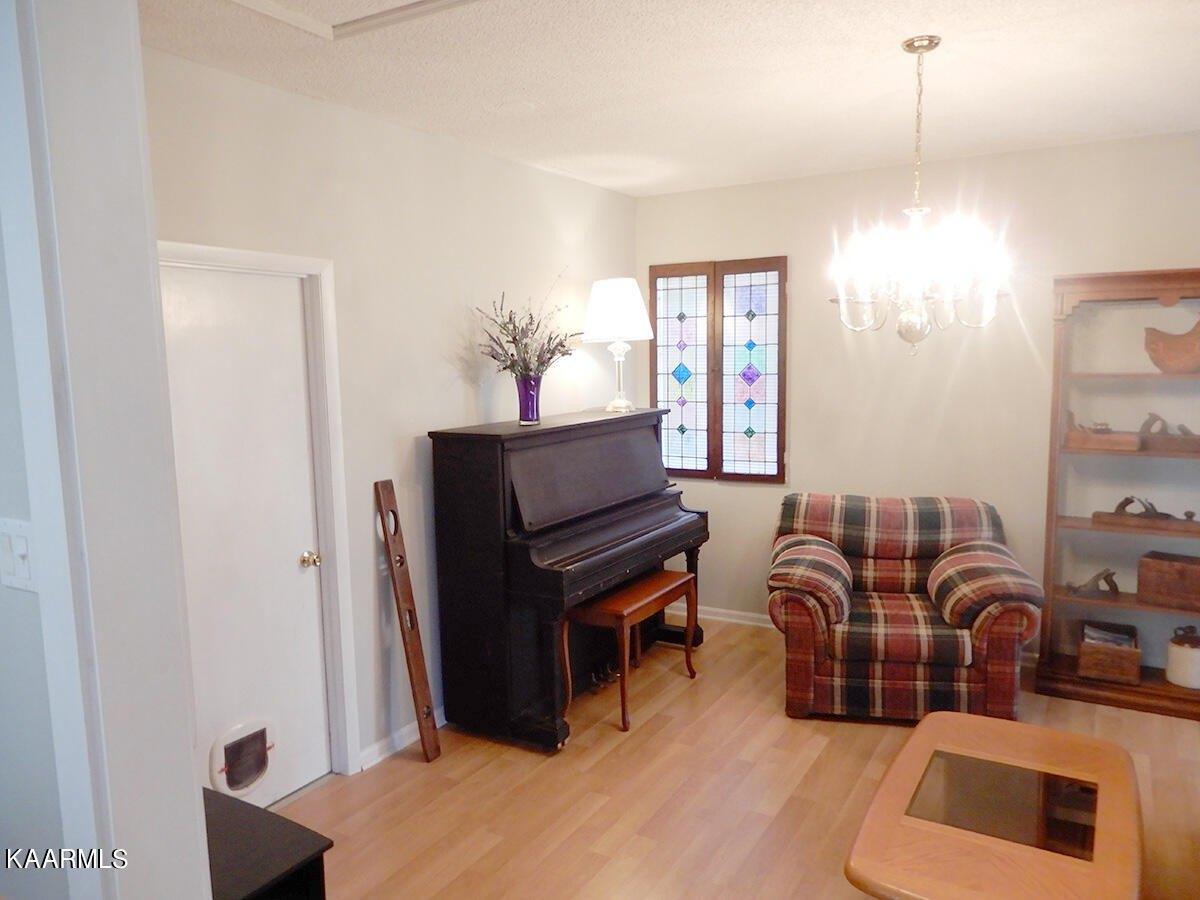 Glenwood Dr, Crossville, TN 38558