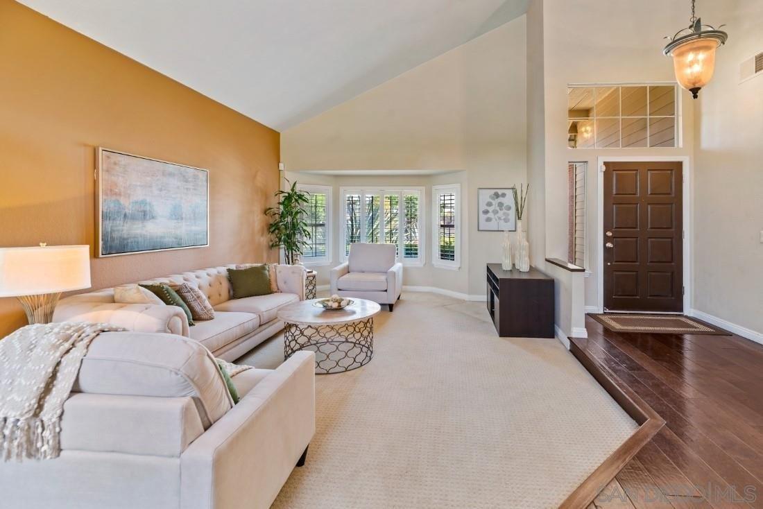 Twin Circle Ct, Poway, CA 92064