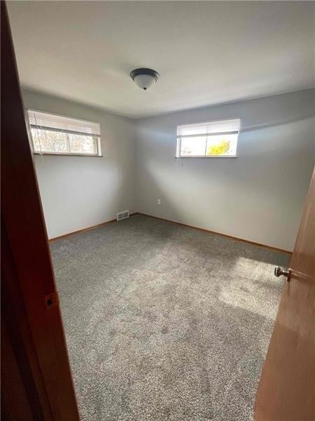 Kellinger Dr, Baden, PA 15005