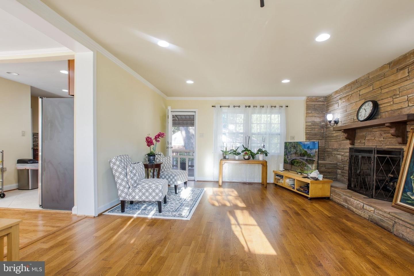 Pike Ct, Alexandria, VA 22310