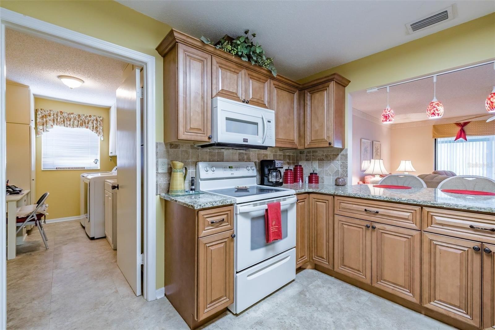 Bentwood Dr, Sun City Center, FL 33573