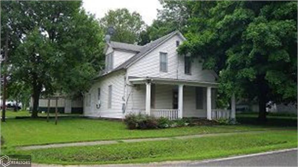 E Jackson St, Salem, IA 52649