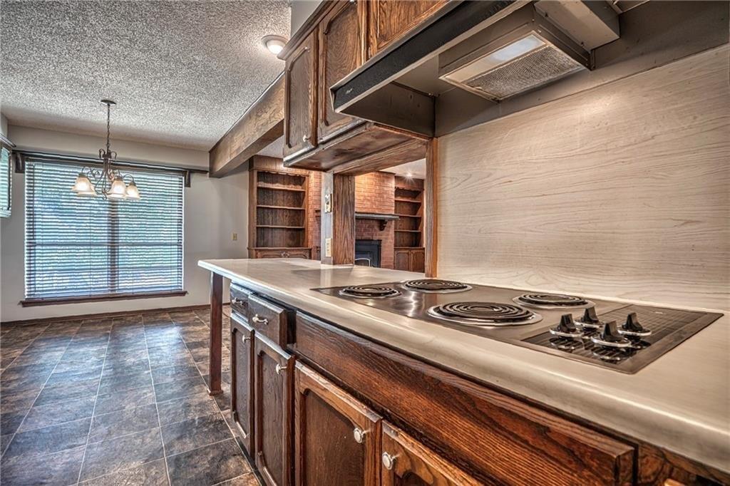 W Lakeview Dr, Guthrie, OK 73044