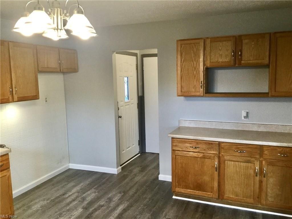 Haven Dr, Elyria, OH 44035