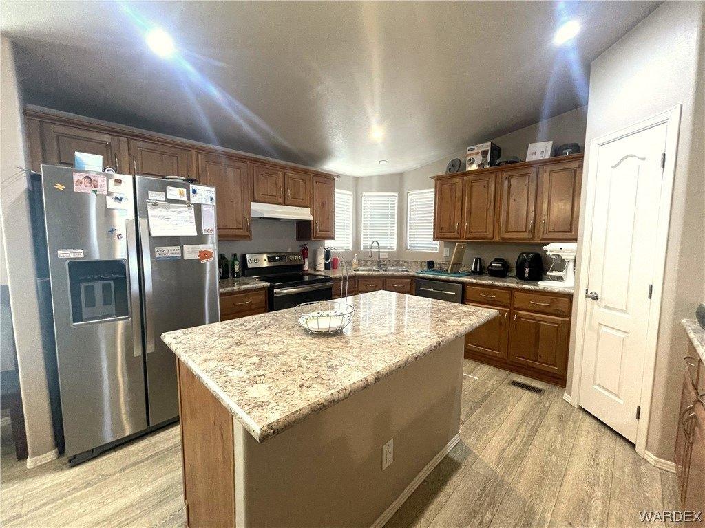 W Crystal Dr, Golden Valley, AZ 86413