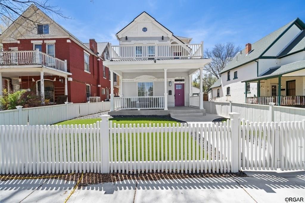 W Adams Ave, Pueblo, CO 81004