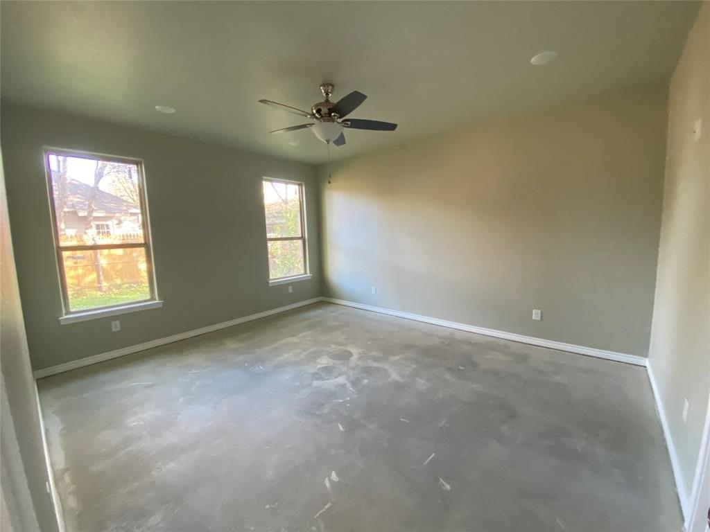 Robbins St, Cleburne, TX 76031