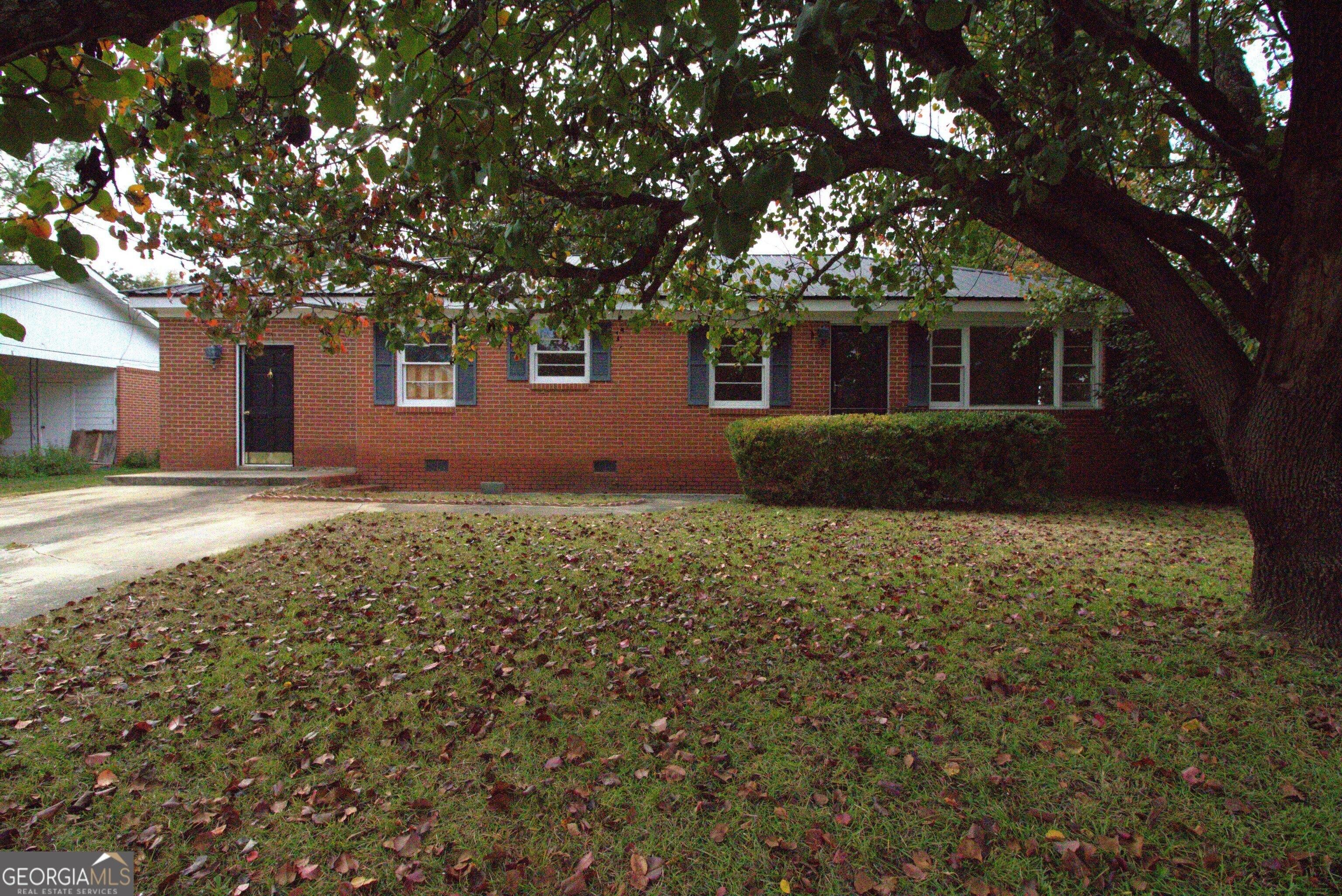 Springdale Dr, Warner Robins, GA 31088