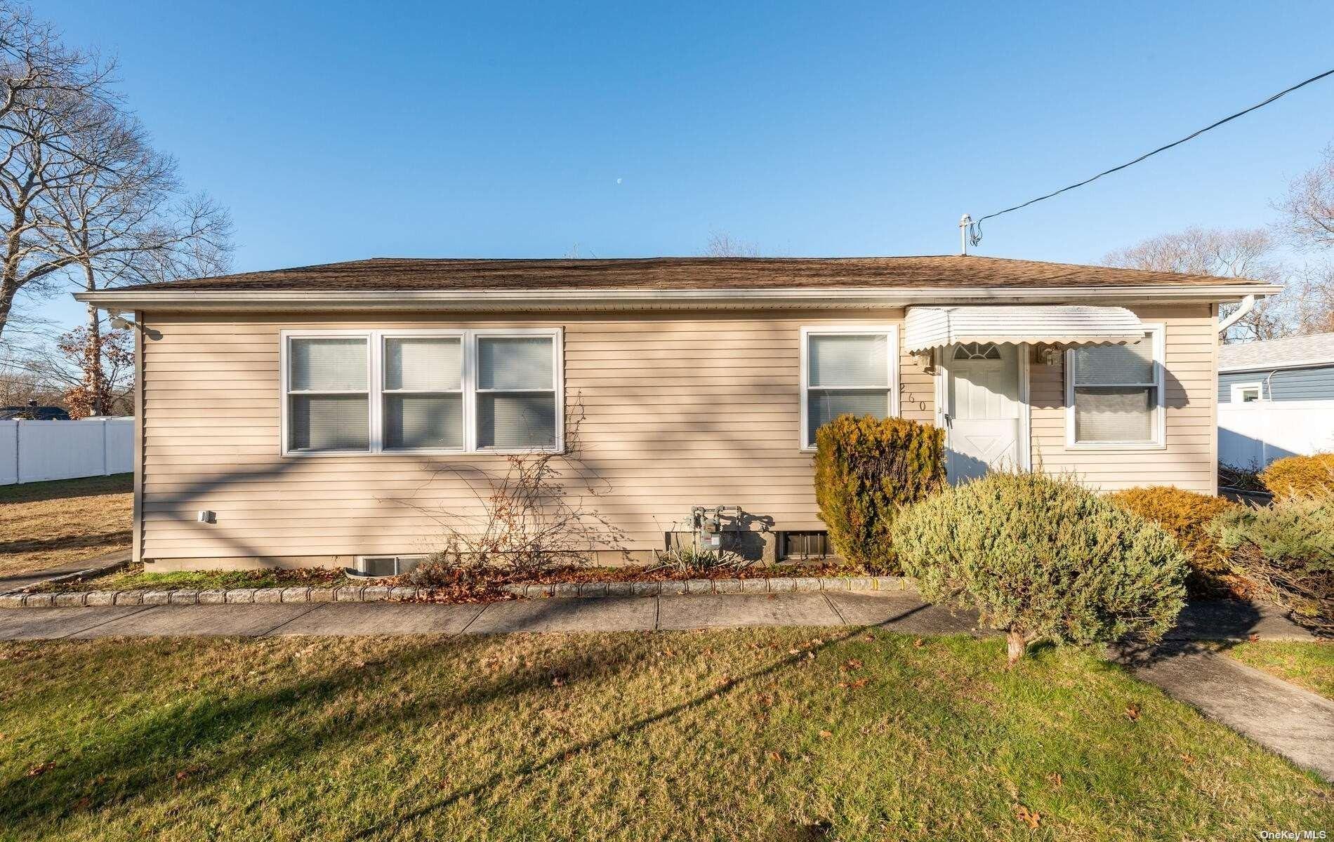 Lake Dr, East Patchogue, NY 11772