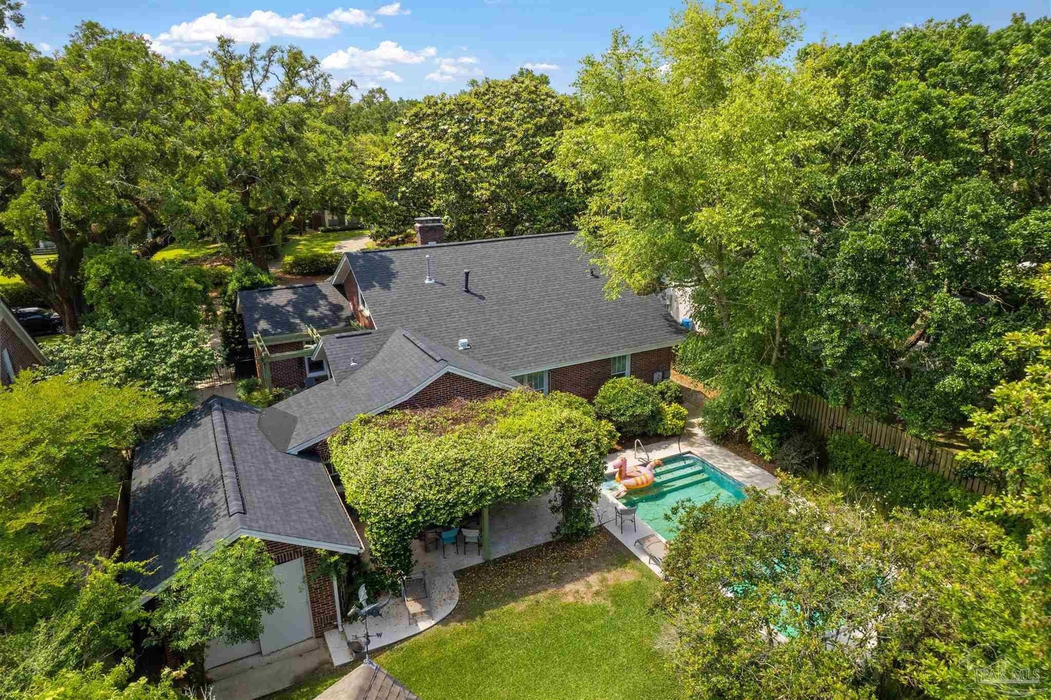 E Lakeview Ave, Pensacola, FL 32503