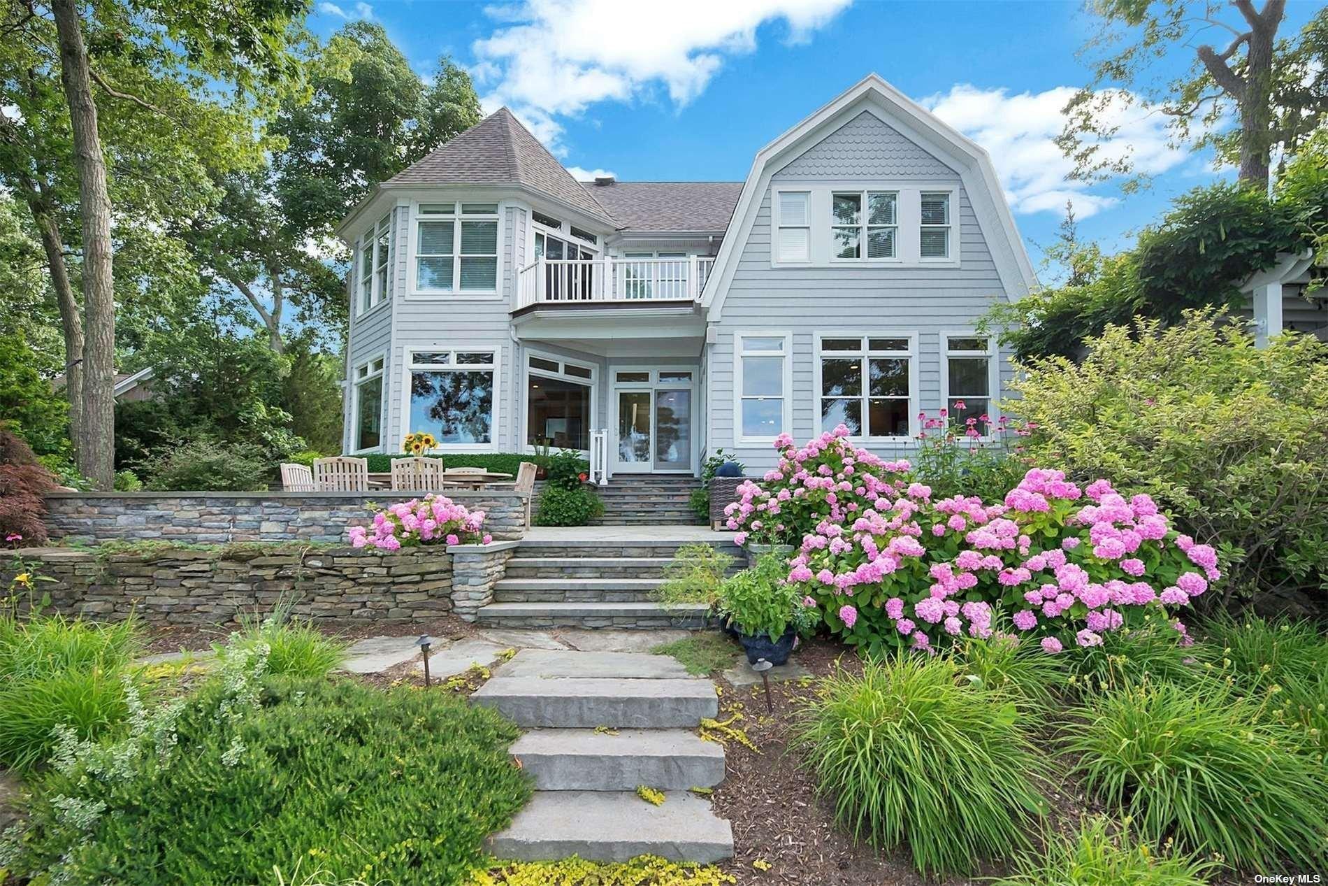 Stillwater Ave, Cutchogue, NY 11935