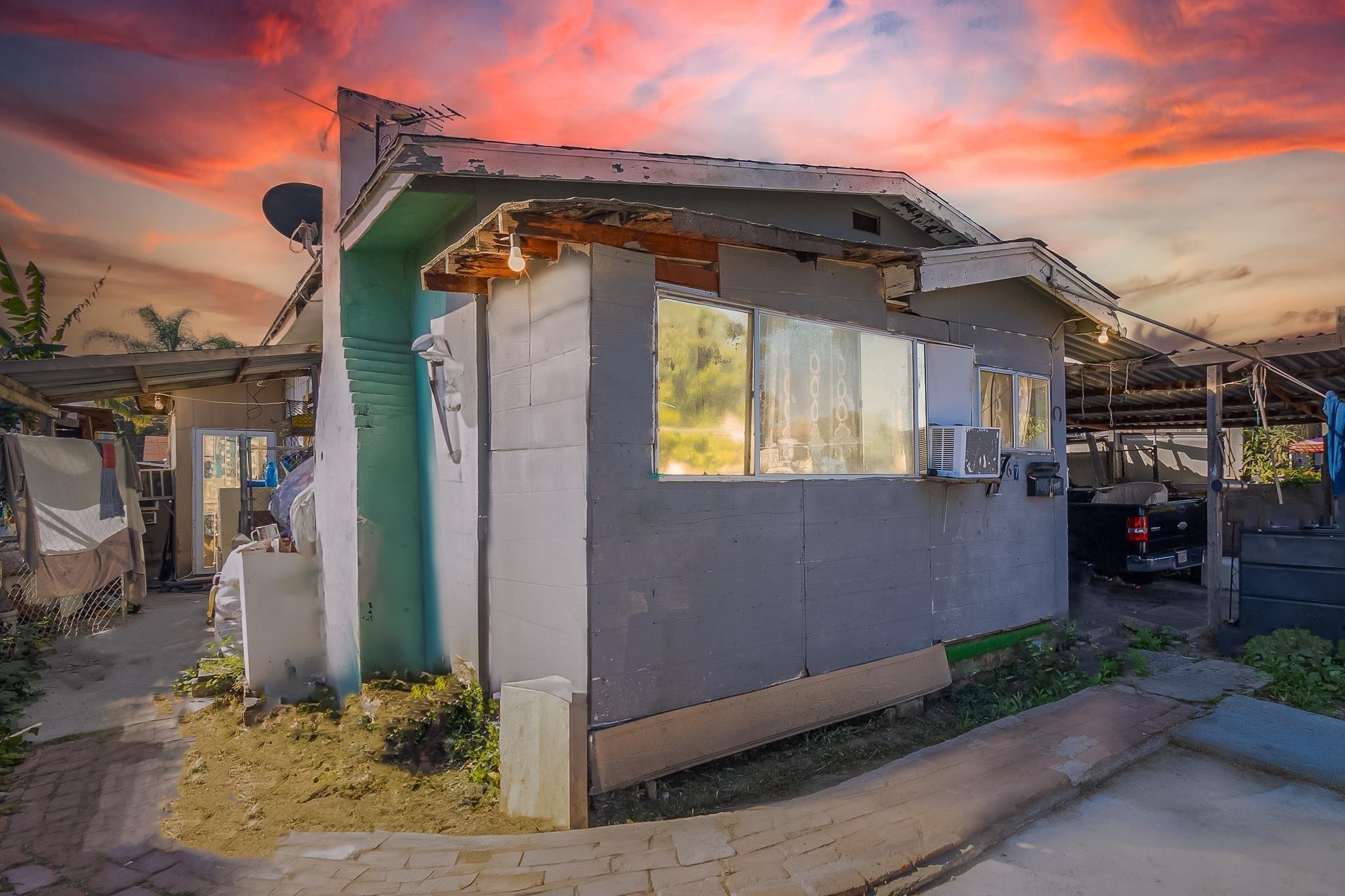 Teak St, San Diego, CA 92113