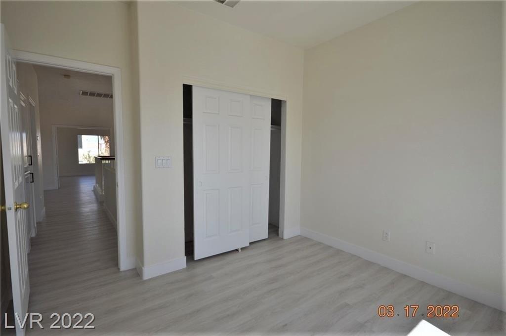 Angel Tree Ct, Las Vegas, NV 89147