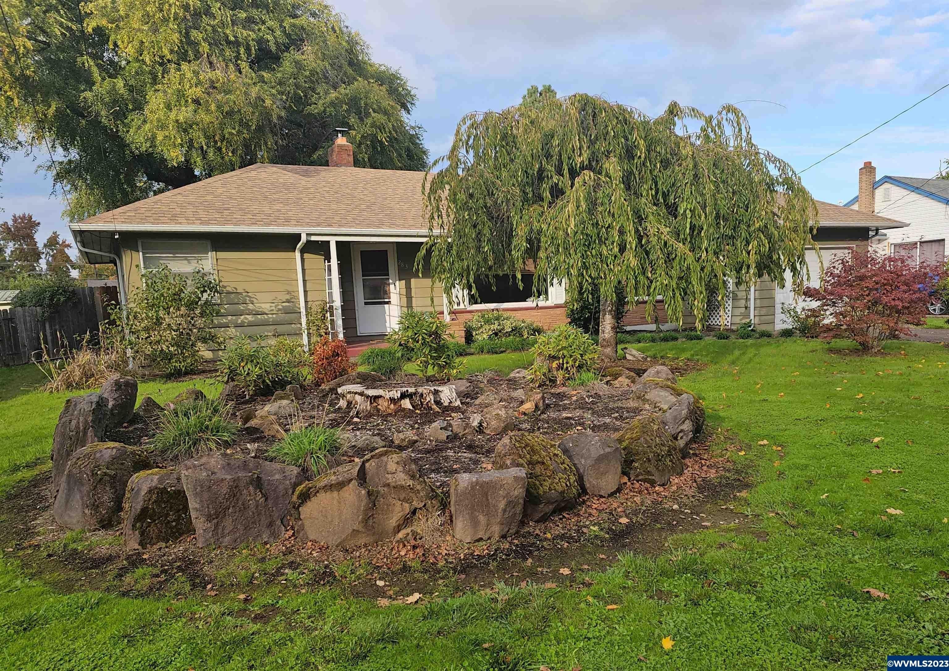 Delmar Dr N, Salem, OR 97303