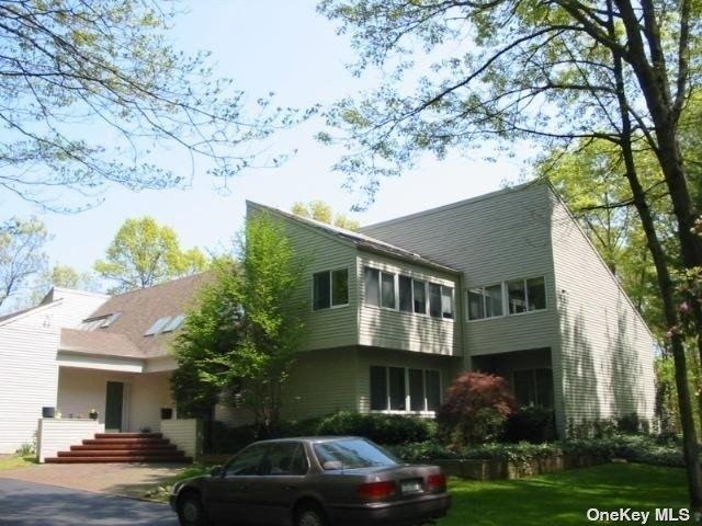 Cedar Ridge Rd, Oyster Bay, NY 11771