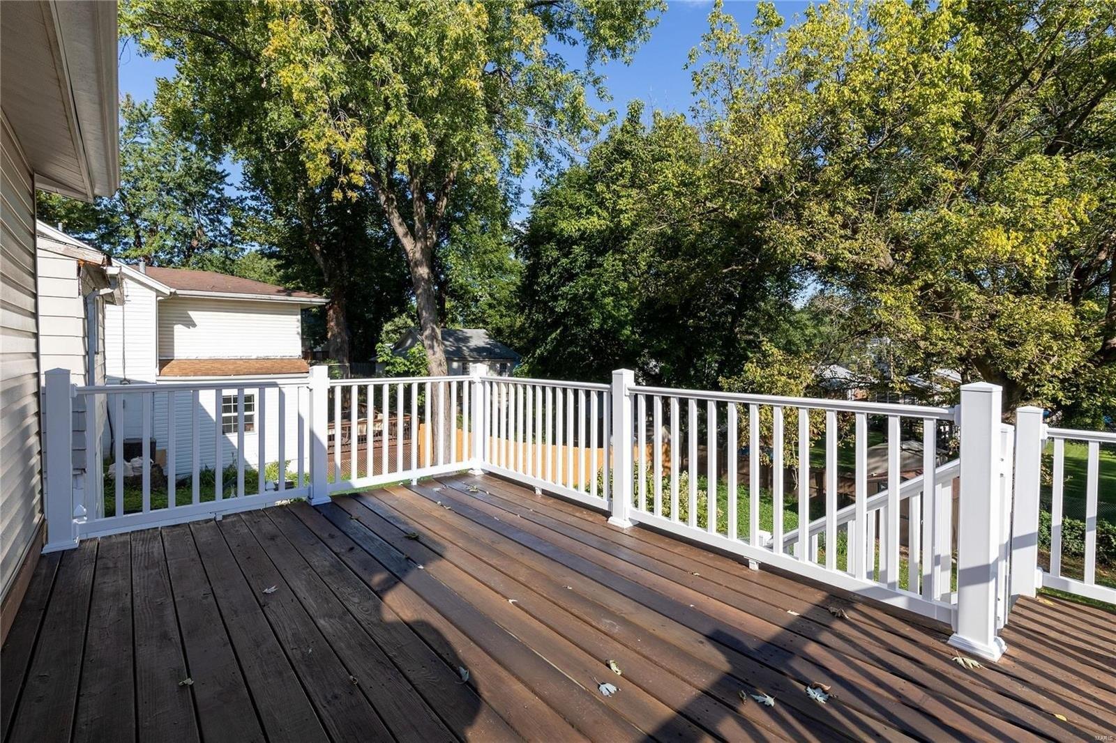 Folk Ave, Saint Louis, MO 63143
