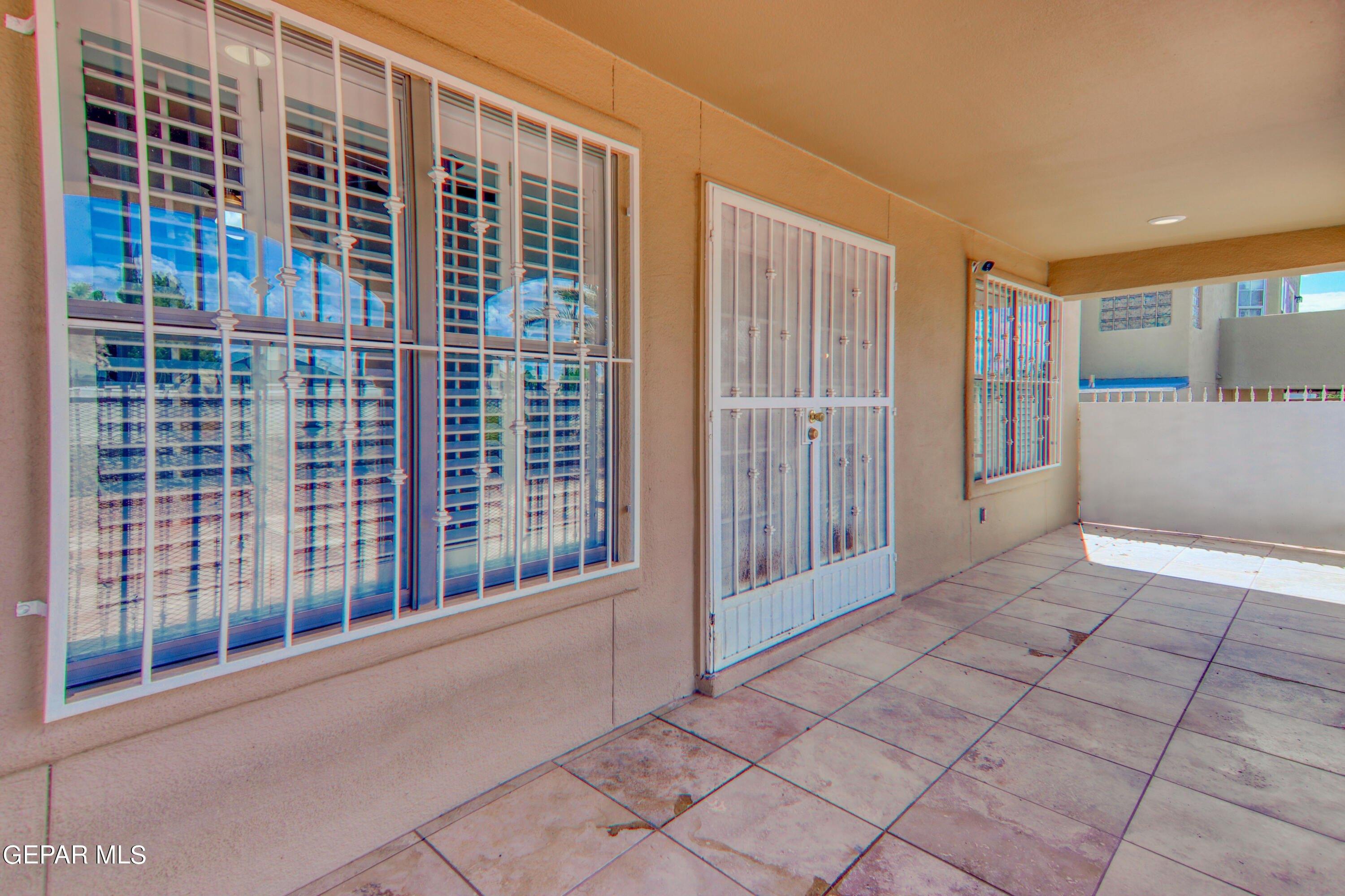 Isla Del Rey Dr, El Paso, TX 79912