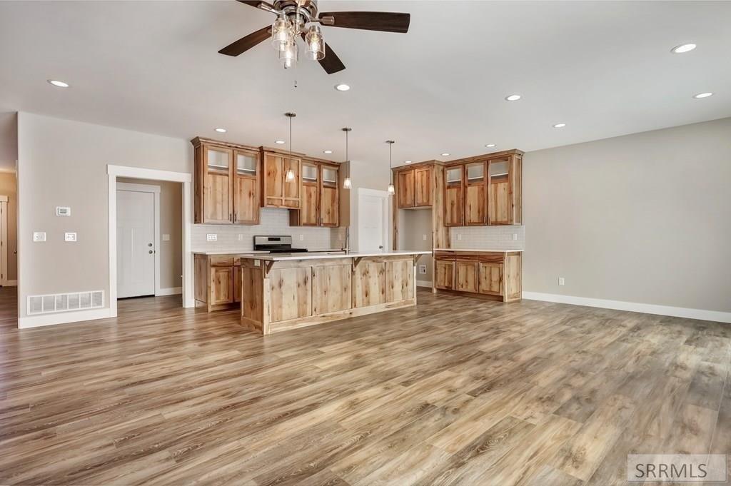 Imola Ln, Idaho Falls, ID 83404