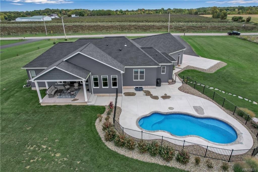 Green Rd, Lockport, NY 14094