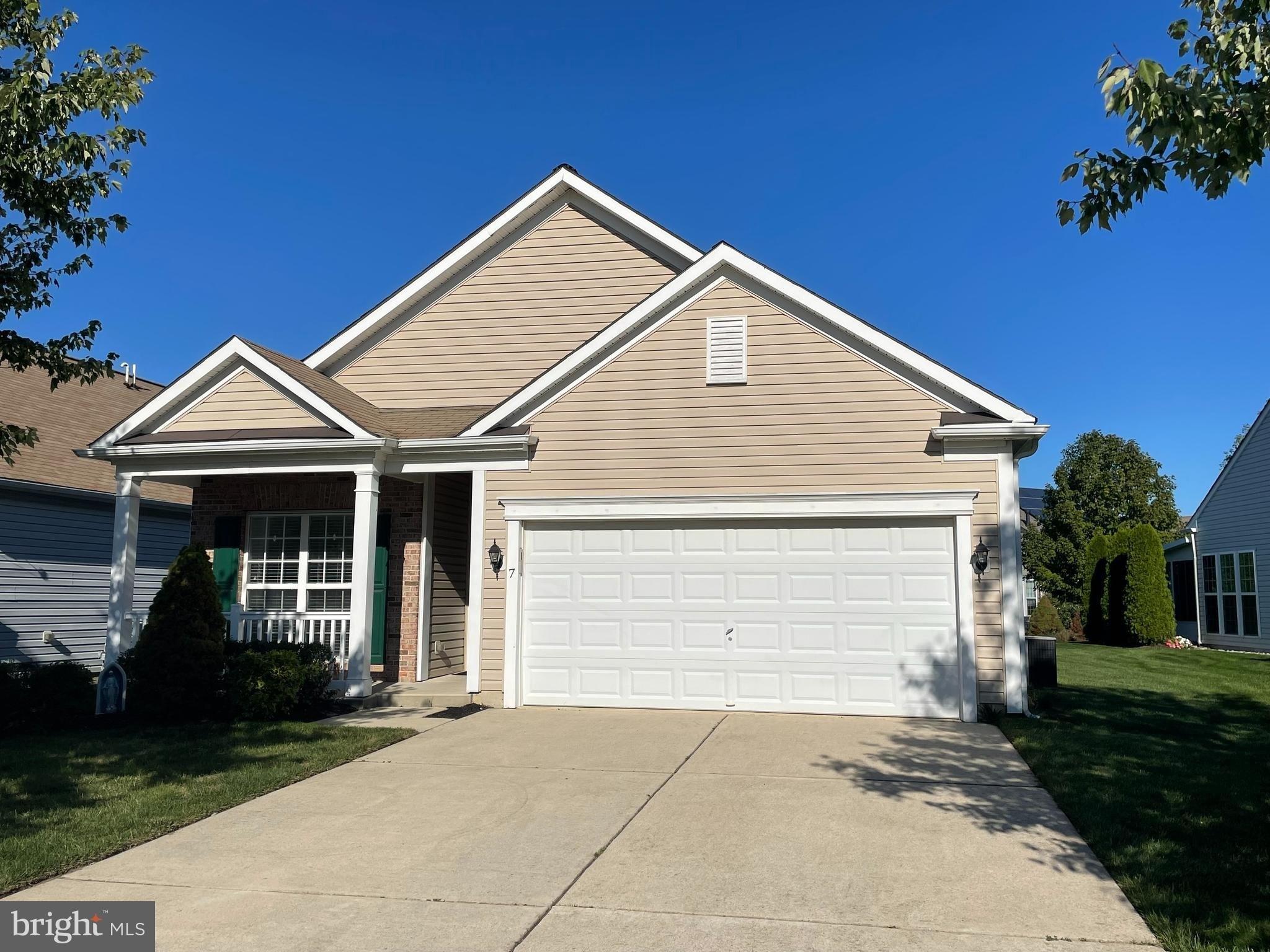 Rachel Ct, Hammonton, NJ 08037