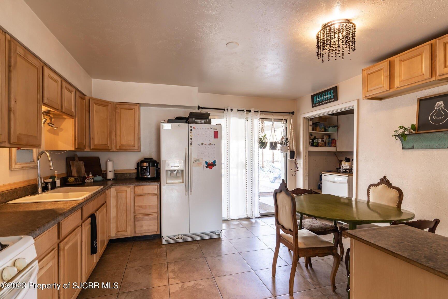 Crestridge Dr, Farmington, NM 87401