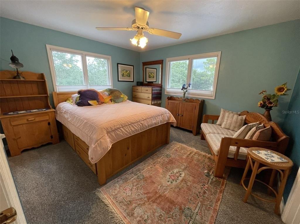 Kennedy Ln, Sarasota, FL 34240