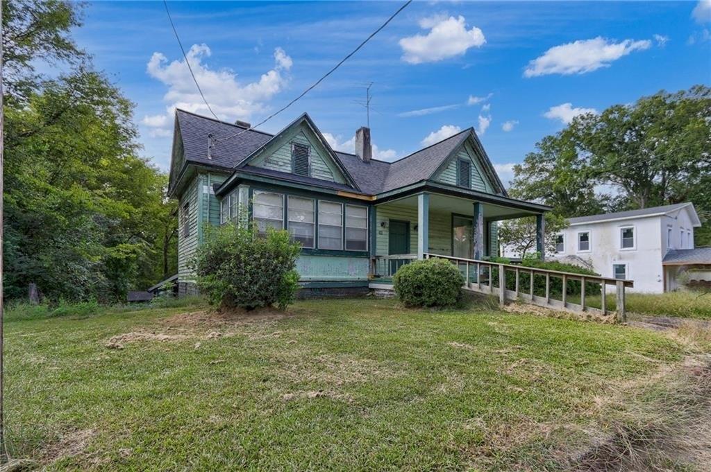Highland Ave, Cedartown, GA 30125