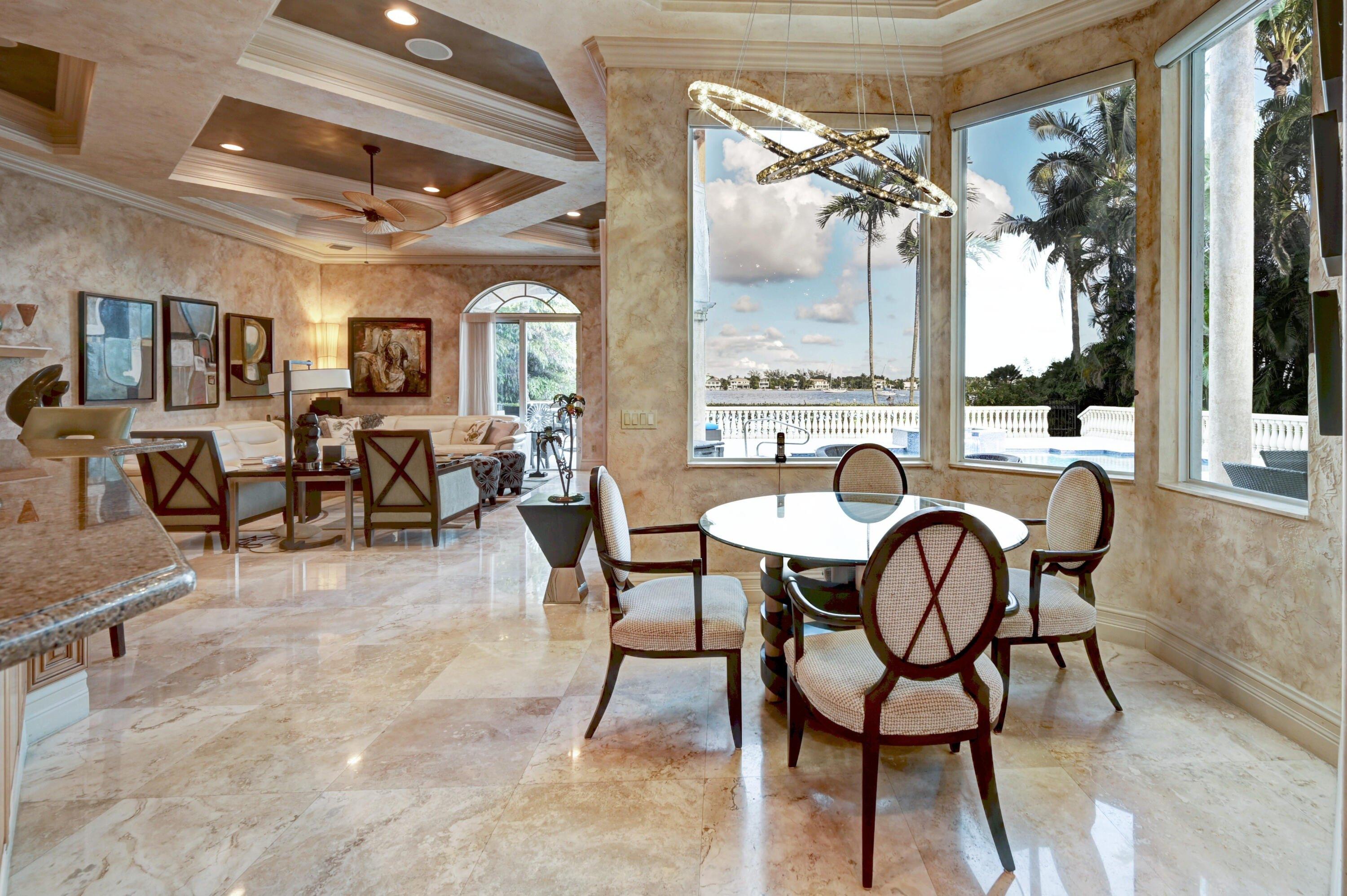 S Lake Dr, Lantana, FL 33462