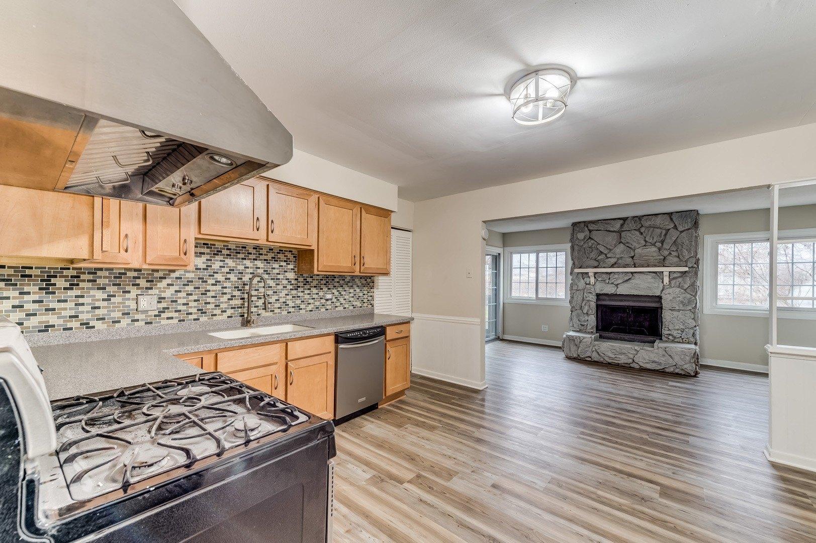Beech Dr, Bolingbrook, IL 60440