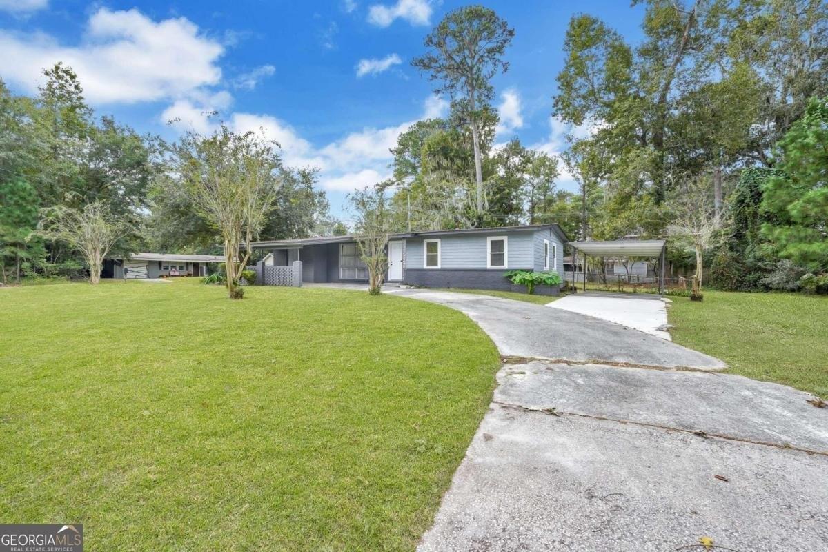 Delores Dr, Savannah, GA 31406