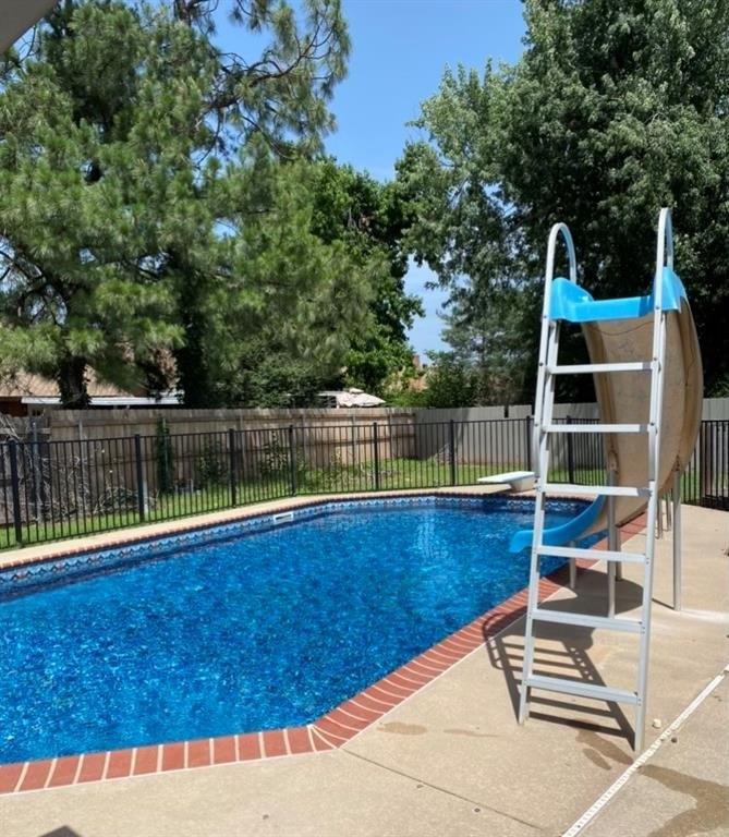 Cedarbrook Ct, Norman, OK 73072